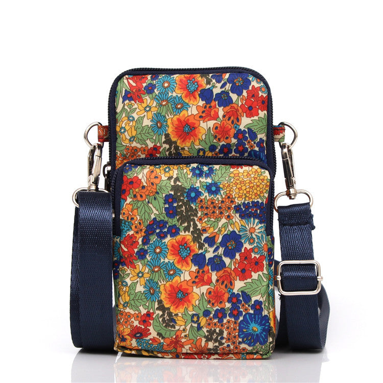 One-Shoulder Crossbody Wrist Bag