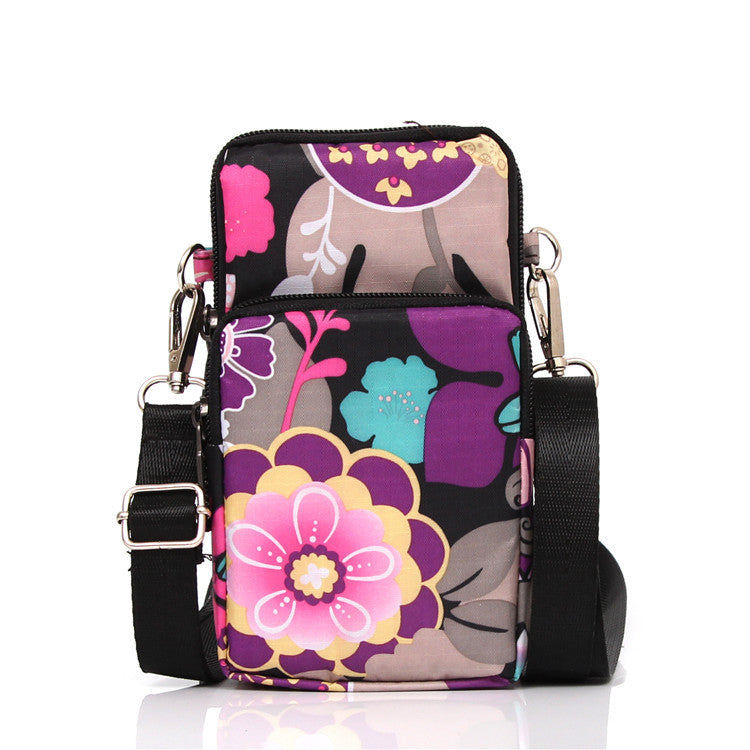 One-Shoulder Crossbody Wrist Bag